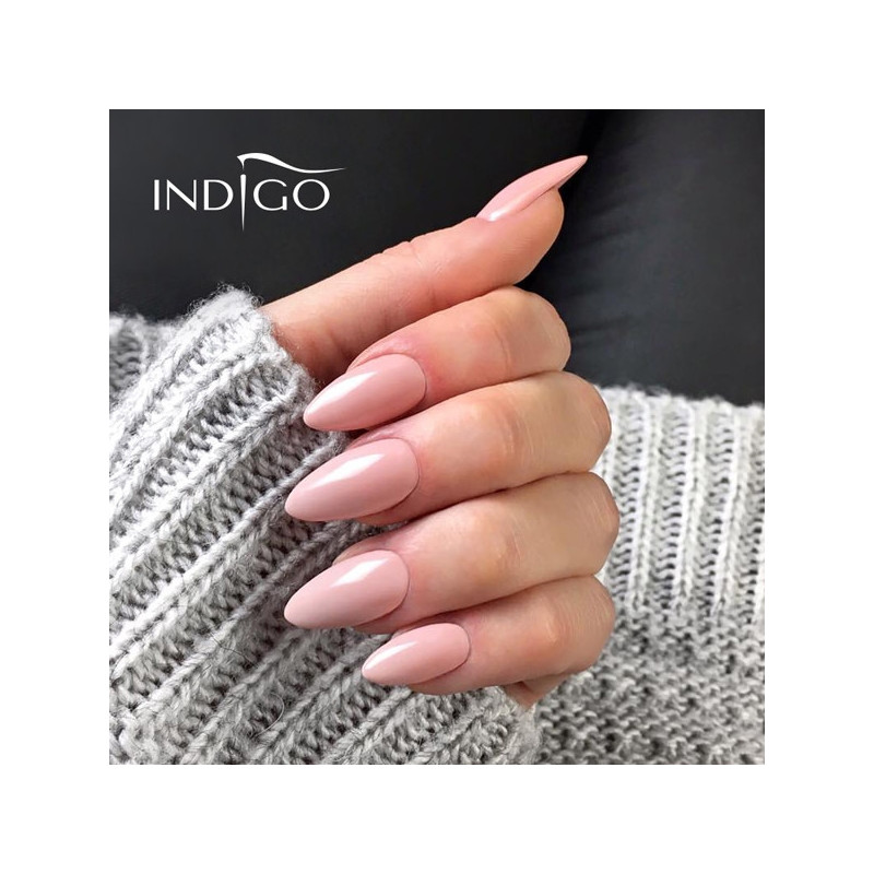 Chic Nude Gel Polish